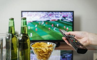 12 Entertaining Essentials for Hosting a Football Watch Party